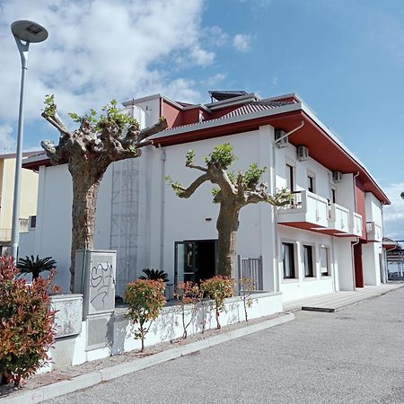 Bellerive Ristorante Albergo Manerba del Garda Exterior photo