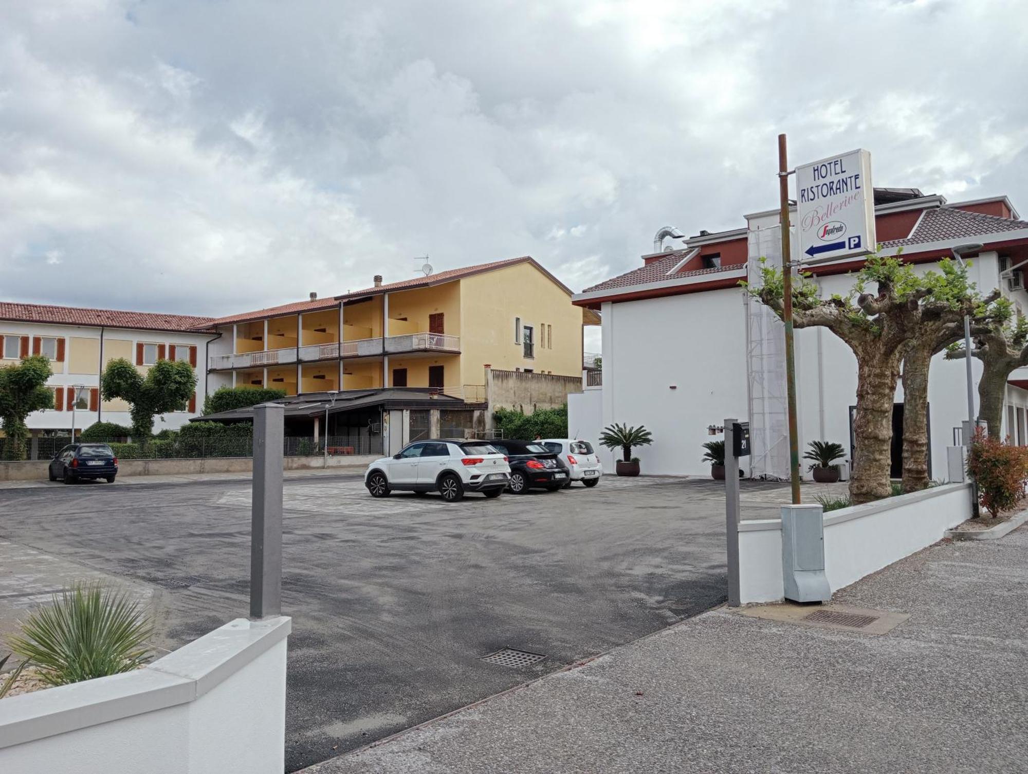 Bellerive Ristorante Albergo Manerba del Garda Exterior photo